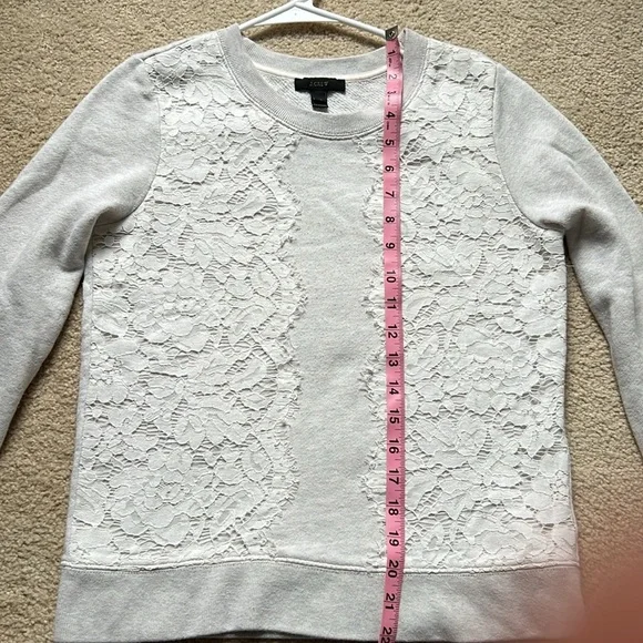 J. Crew Lace Sweatshirt Oatmeal Color. Cotton. - Picture 7 of 9